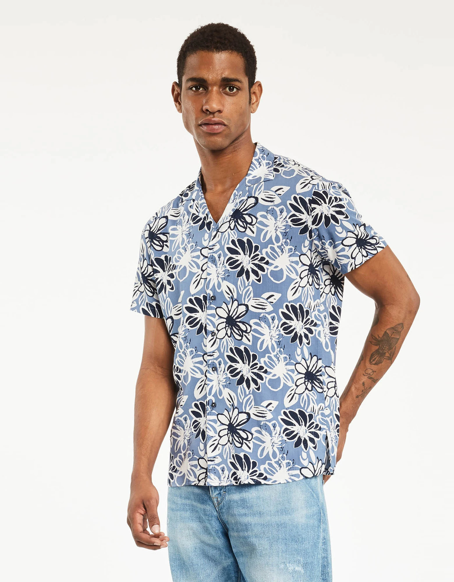 Floral shirt gaudi — Gaudi