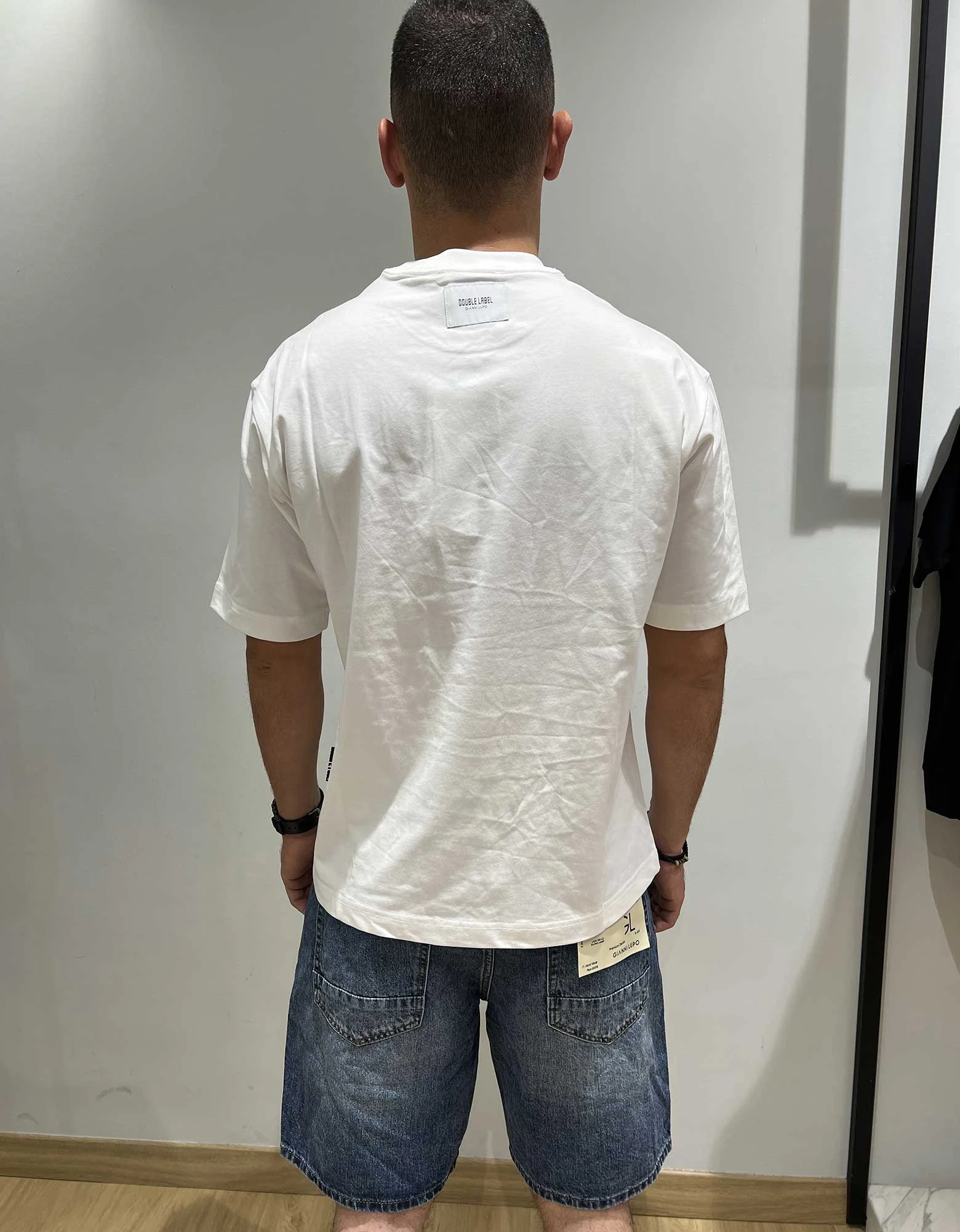 Gianni Lupo Friends t-shirt white — photo 4 of 5