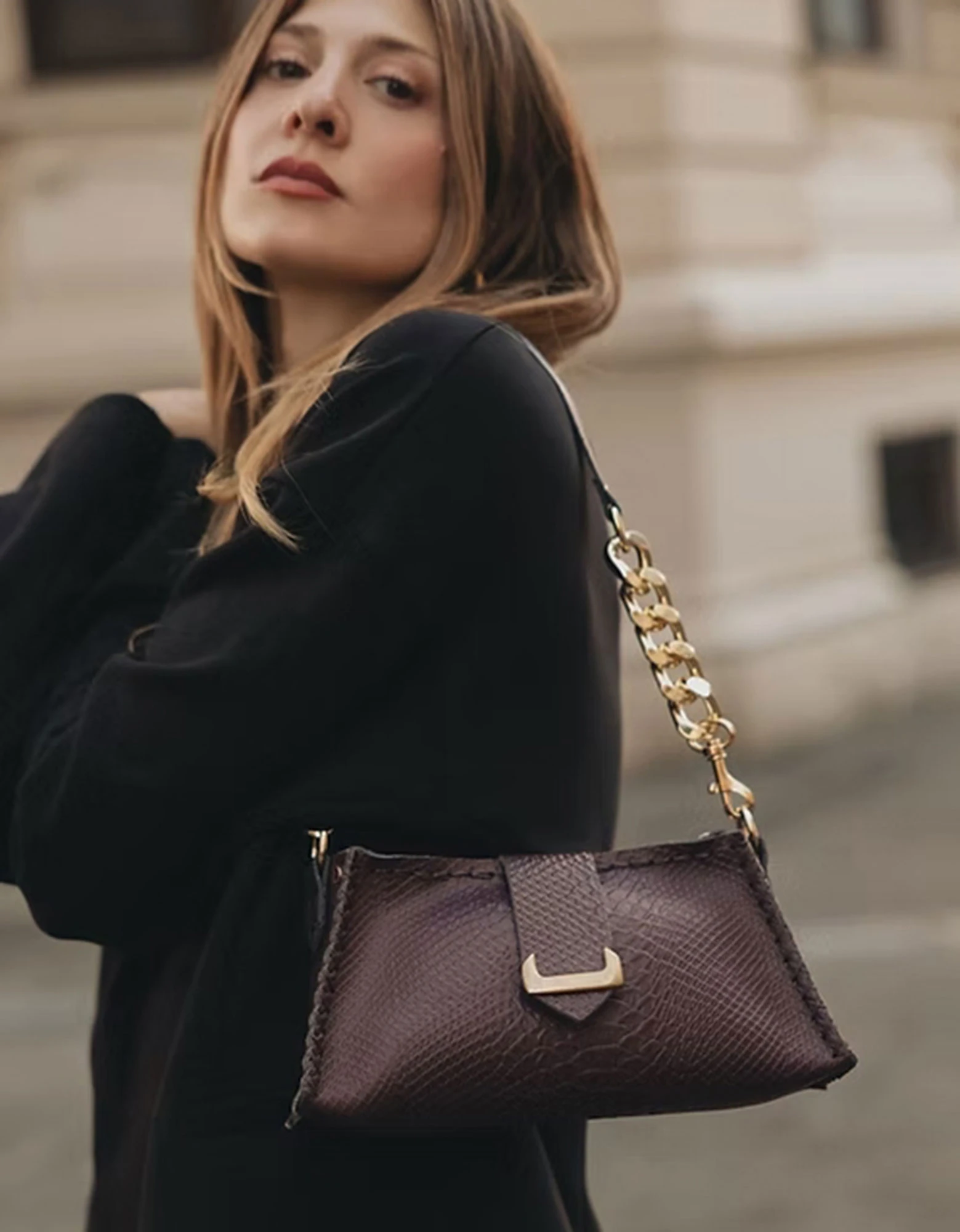 Avalon bag dark plum-gold — Individual Art Leather
