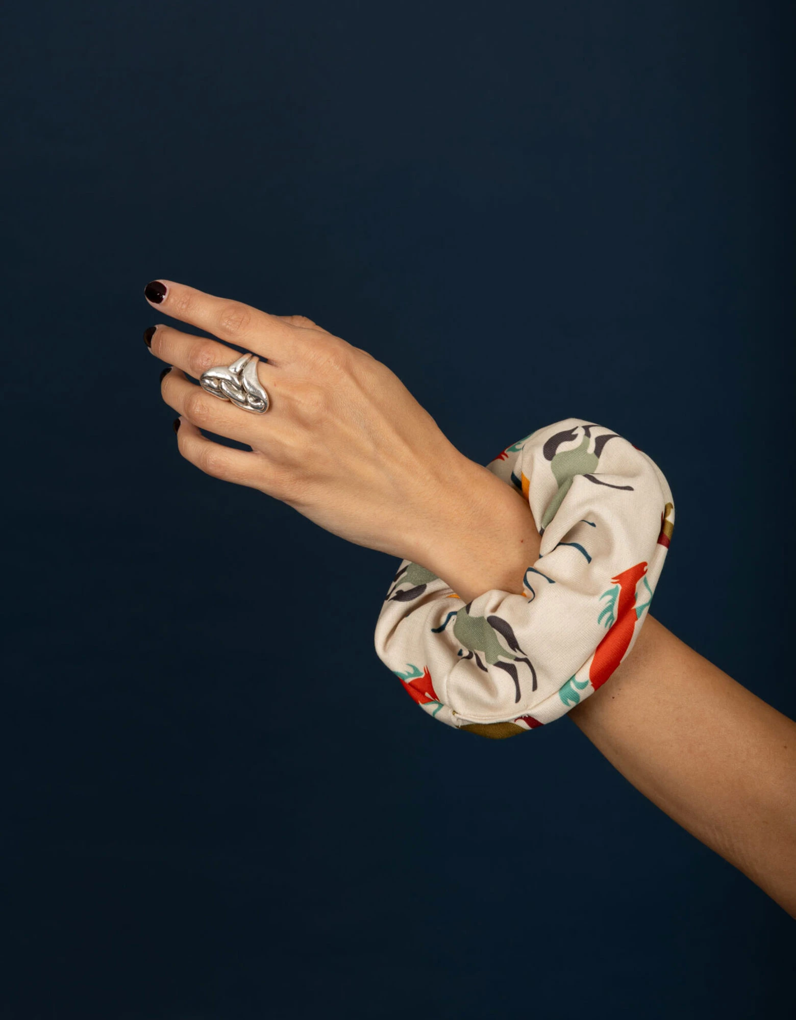 Clemence scrunchie — Chaton