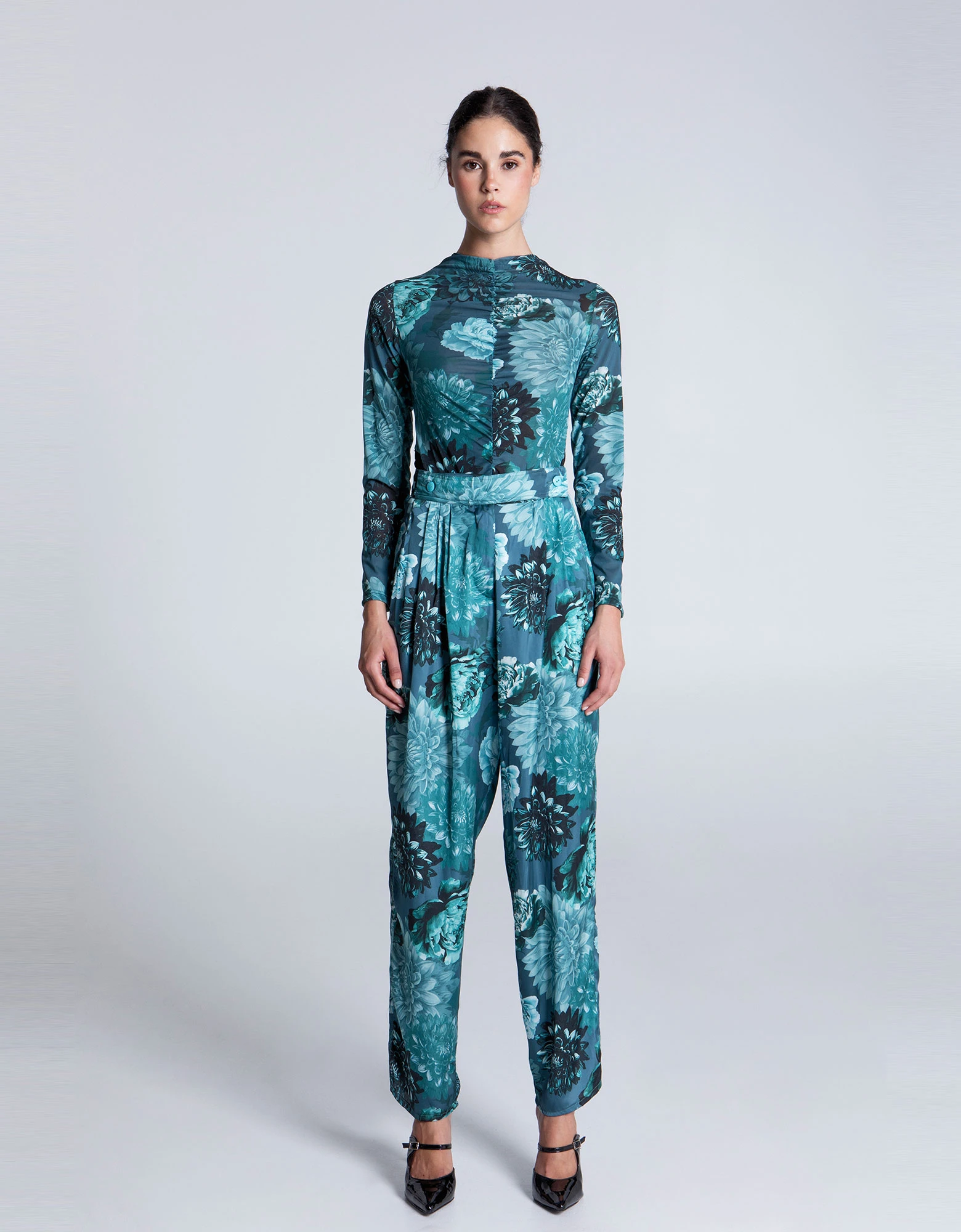 Beatris satin pants — Eveleya