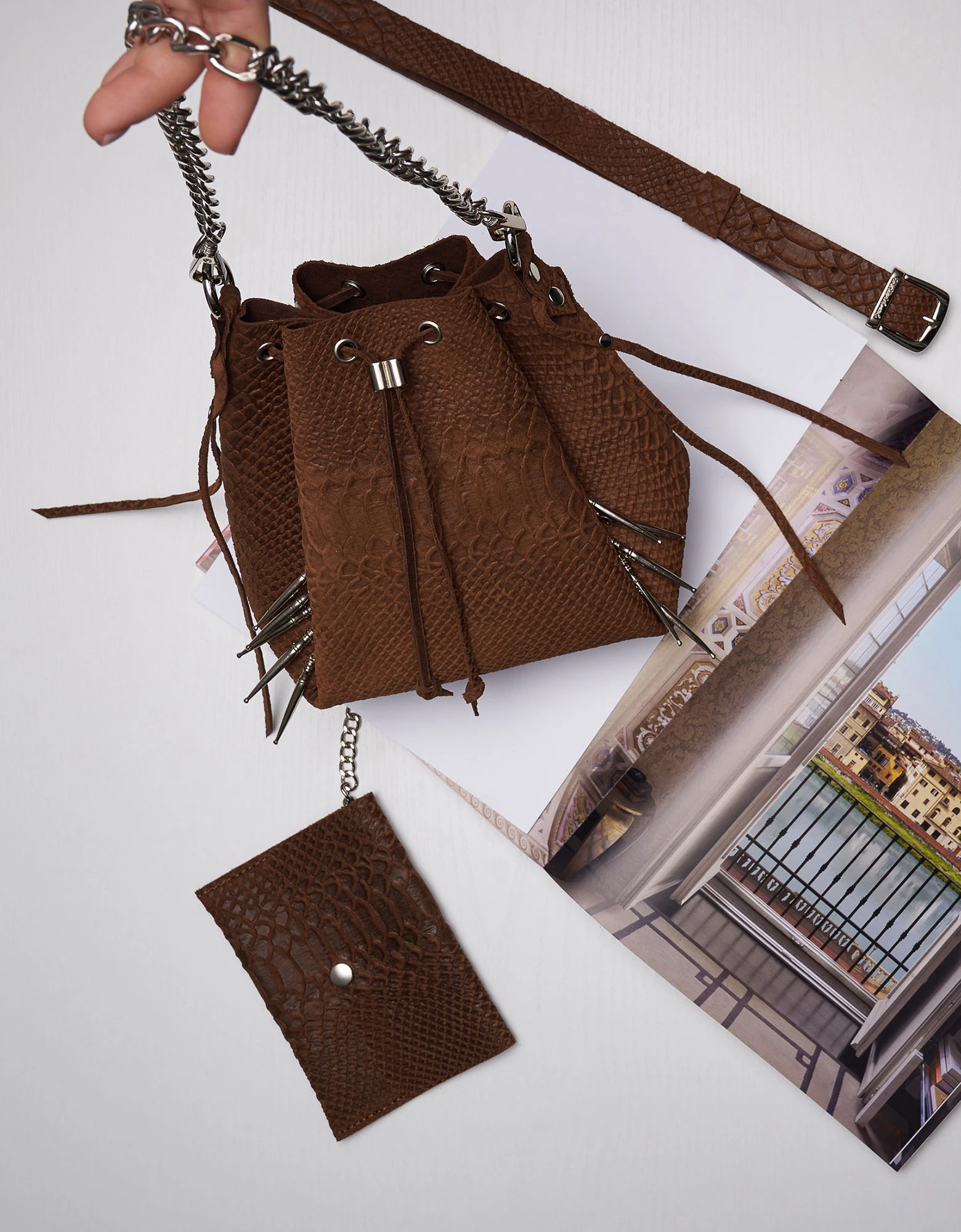 Brake me shake me bag chocolate suede nickel — Individual Art Leather