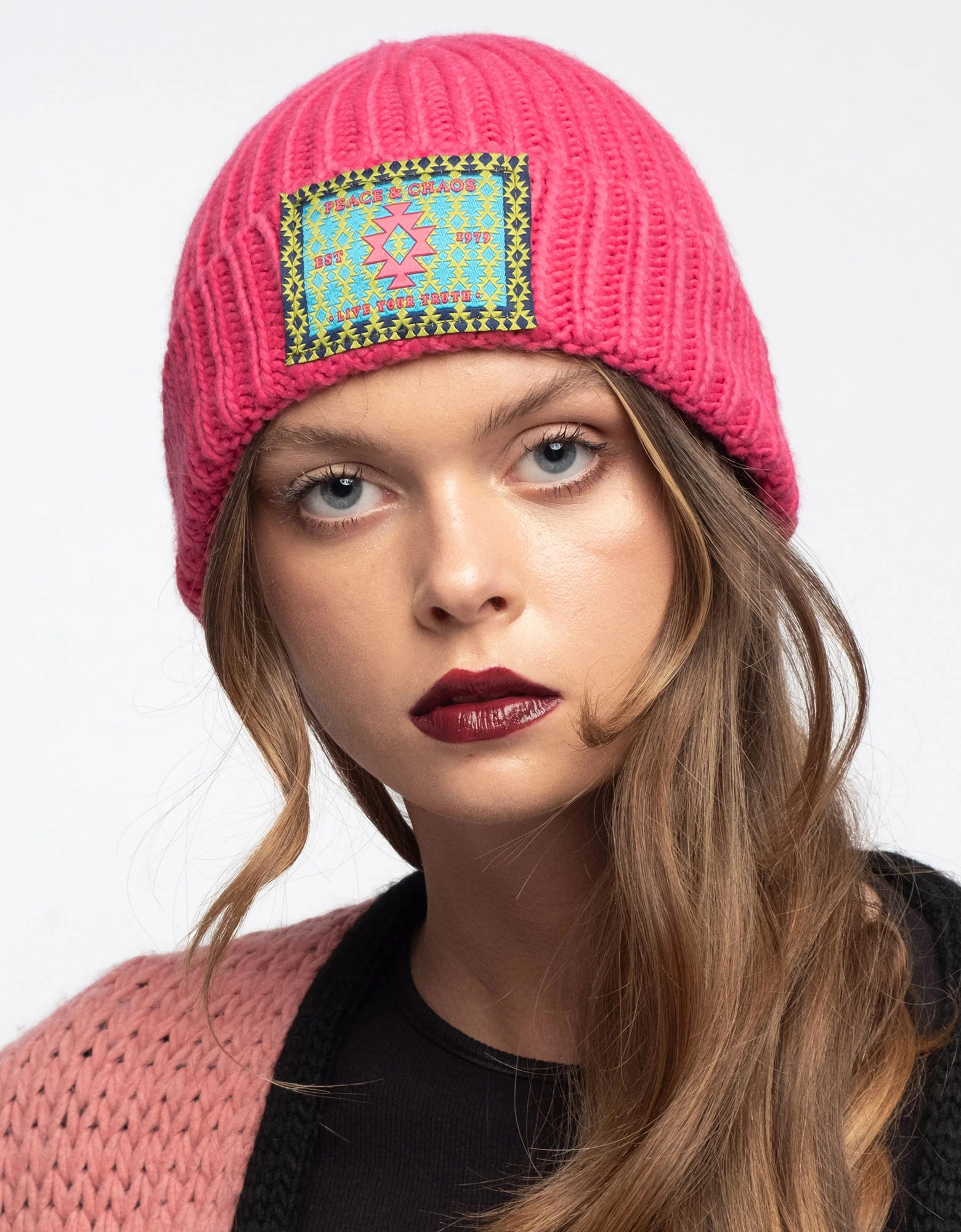 Candyfloss knit beanie fuchsia — Peace and Chaos