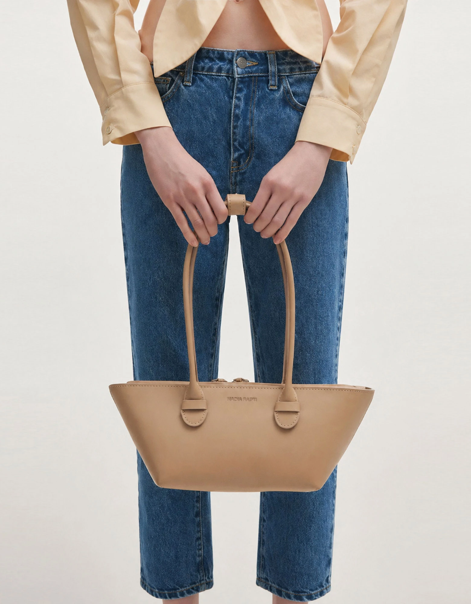 Gardenia leather bag beige — Nadia Rapti