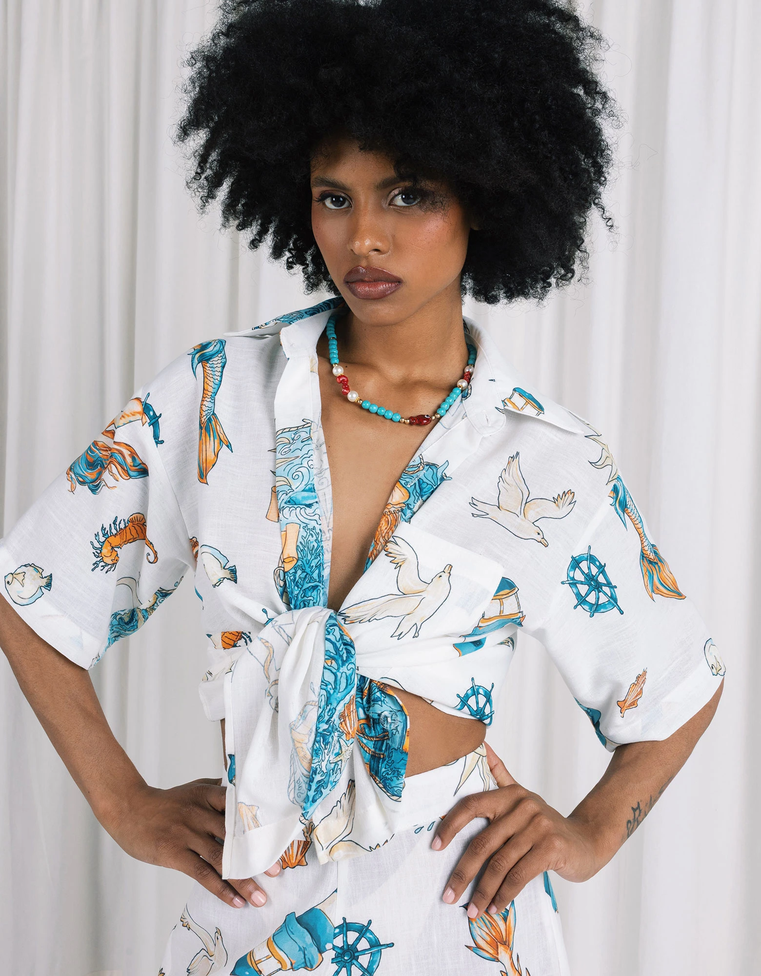 Aegea unisex shirt — Abstracto