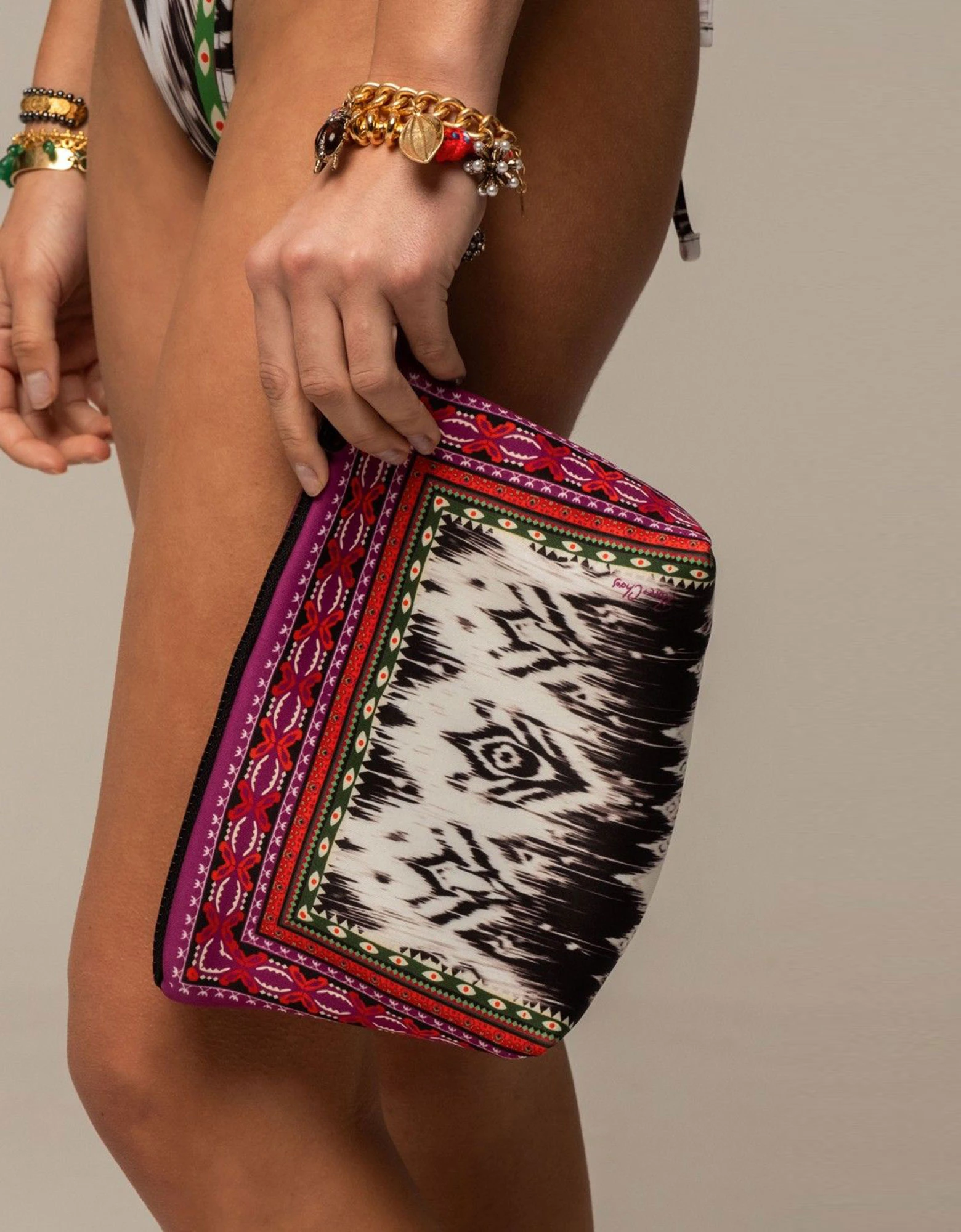 Peace and Chaos Obscura pouch — φωτογραφία 2 από 2