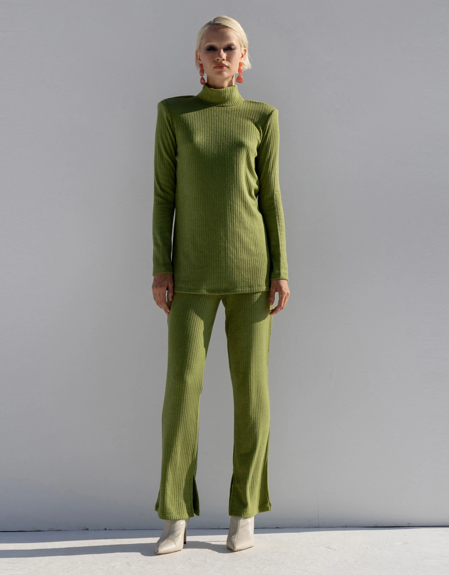 Mallory the label Malissa olive pants — photo 1 of 5